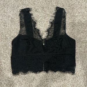 Gorgeous Lace TopShop Crop Tank